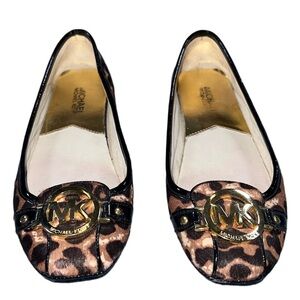 Michael Kors MK Leopard Print Ballet Flats Size 7 Gold Logo Slip On Shoes